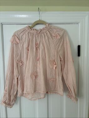 Women's Blush Pink Floral Appliqué Long-Sleeve Blouse